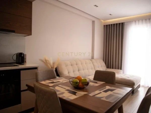 Durres, jepet me qera apartament 1+1 Kati 8, 64 m² 550 €