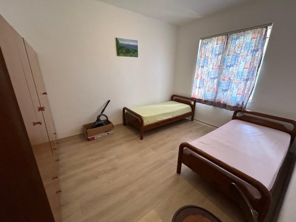Tirane, jap me qera apartament 3+1 Kati 1, 100 m² 500 € (rruga stavri themeli)