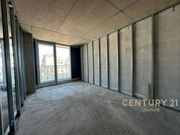 Tirane, shitet apartament 1+1 Kati 8, 119 m² 535.000 € (Sheshi Skenderbej)