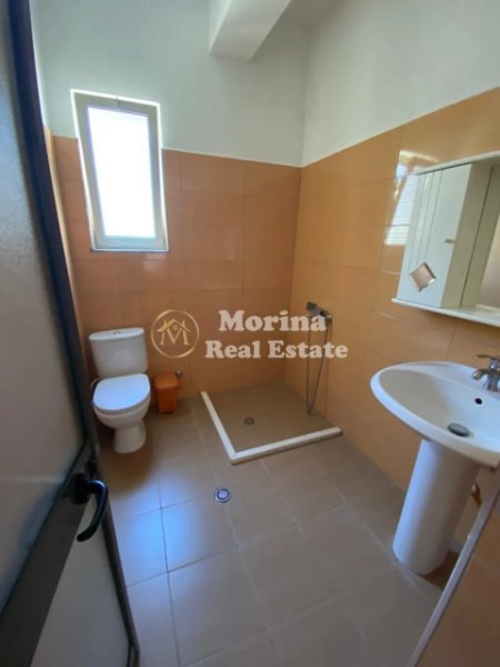 Tirane, jepet me qera shtepi 1+1 Kati 2, 75 m² 300 € (Jordan Misja)