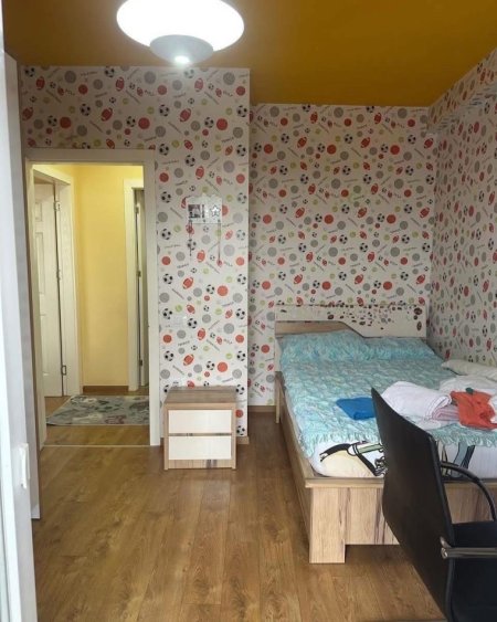 Tirane, shitet apartament 2+1 Kati 4, 95 m² (Xhamia e Arte)