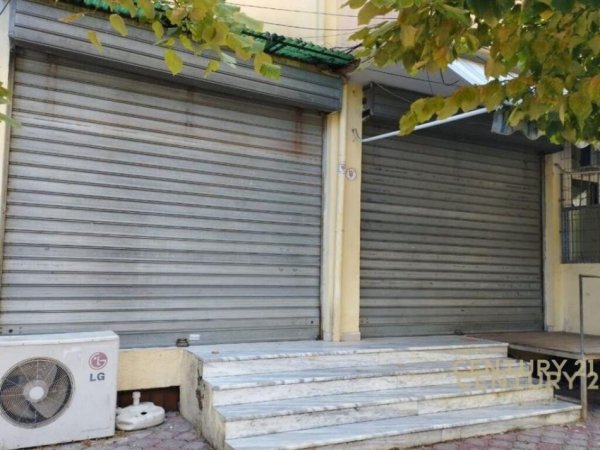 Tirane, shitet ambjent biznesi , 58 m² 104.000 € 