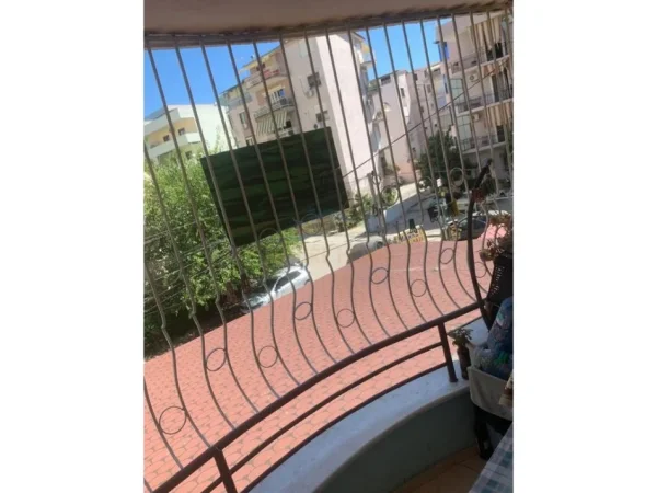 Durres, shitet apartament 2+1+Aneks+Ballkon Kati 1, 79 m² 113.000 € (Golem)