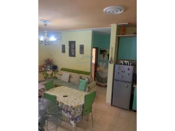 Durres, shitet apartament 2+1+Aneks+Ballkon Kati 1, 79 m² 113.000 € (Golem)