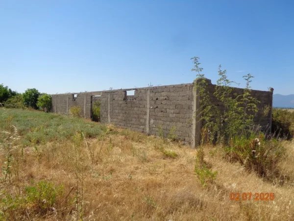 Malesi e Madhe, Shitet Truall me sip 12,823 m2 + Ndertese 2,117 m2, Cmimi fillestar 25,840,000 Leke