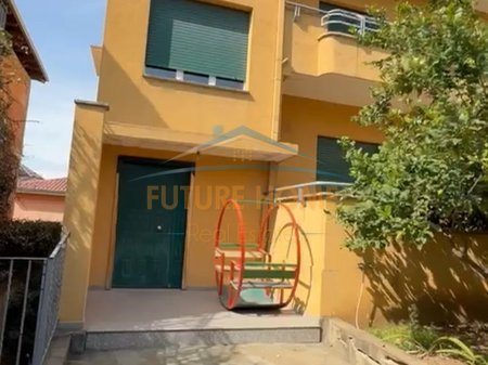 Tirane, jepet me qera shtepi Kati 1, 100 m² 600 € 
