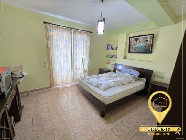 Tirane, shitet apartament+verande | Penthouse Dublex Kati 4, 205 m² 324.000 € (Rezidenca Kodra e Diellit 1)