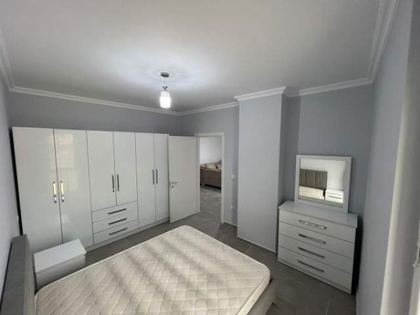 Tirane, jepet me qera apartament 1+1+BLK Kati 3, 60 m² 300 Euro (perballe kompleksit Mangalem)