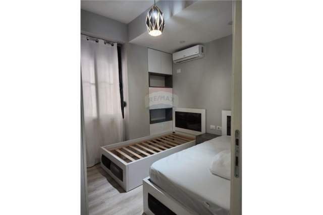 Tirane, jepet me qera apartament 2+1+A Kati 1, 105 m² 600 Euro (Komuna Parisit)
