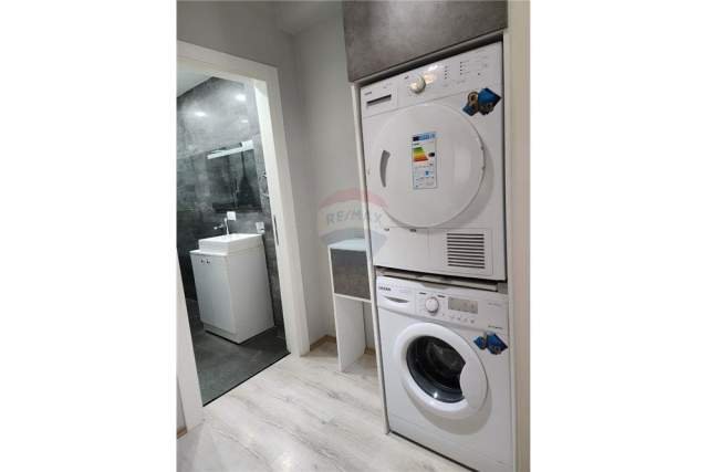 Tirane, jepet me qera apartament 2+1+A Kati 1, 105 m² 600 Euro (Komuna Parisit)