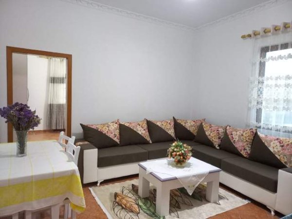 Tirane, jepet me qera apartament 1+1+BLK Kati 2, 75 m² 30.000 Leke (andon frasheri)