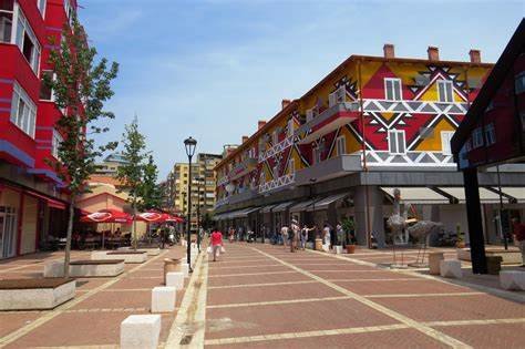 Tirane, jap me qera apartament 1+1+BLK Kati 7, 70 m² 600 Euro (Pazari i ri)