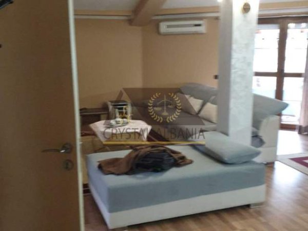 Tirane, jepet me qera apartament 1+1+BLK Kati 3, 150 m² 500 Euro