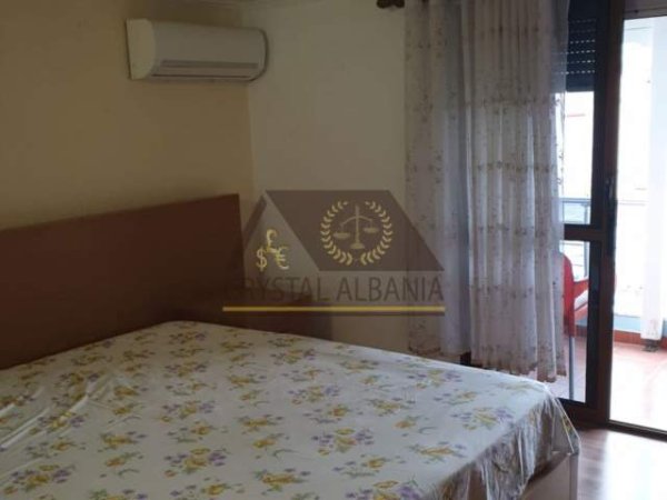 Tirane, jepet me qera apartament 1+1+BLK Kati 3, 150 m² 500 Euro
