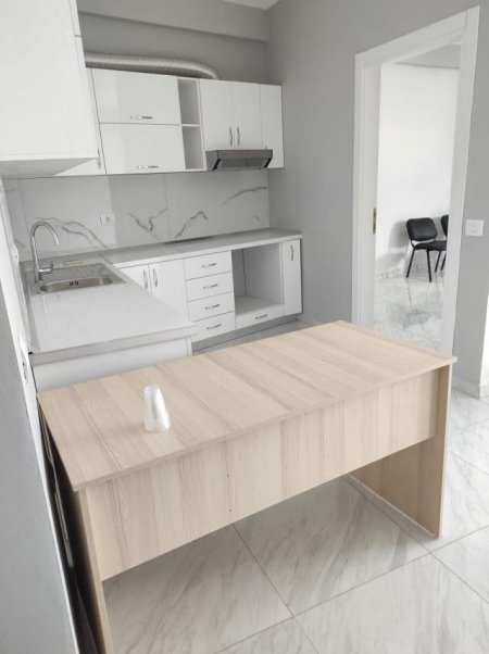 Tirane, jepet me qera apartament 1+1+BLK Kati 7, 68 m² 380 Euro