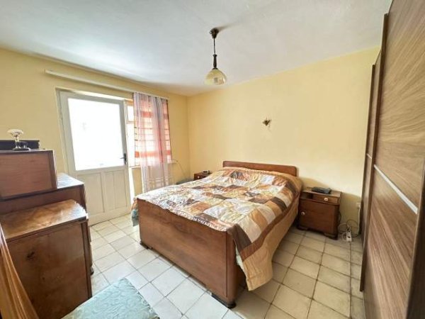 Tirane, jepet me qera apartament 1+1+BLK Kati 4, 55 m² 300 Euro (Ali Demi)