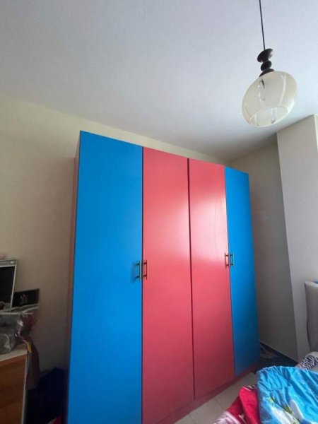 Tirane, jepet me qera apartament 2+1+BLK Kati 2, 80 m² 400 Euro (pallati i Brigadave)