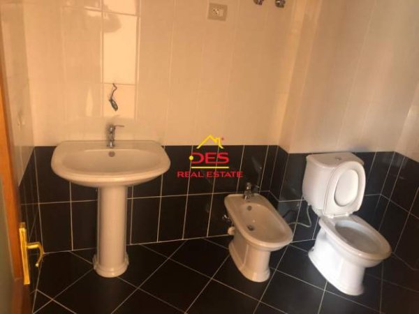 Vlore, shitet apartament 2+1+BLK Kati 3, 125 m² 100.000 Euro (Rruga Unaza,Vlore)