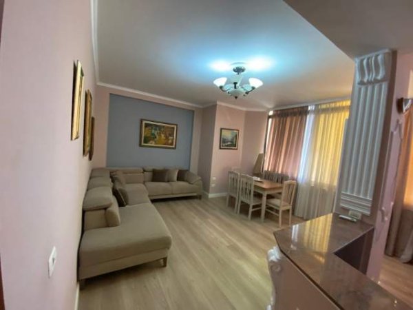 Tirane, shitet apartament 2+1+BLK Kati 4, 116 m² 135.000 Euro (studenti)