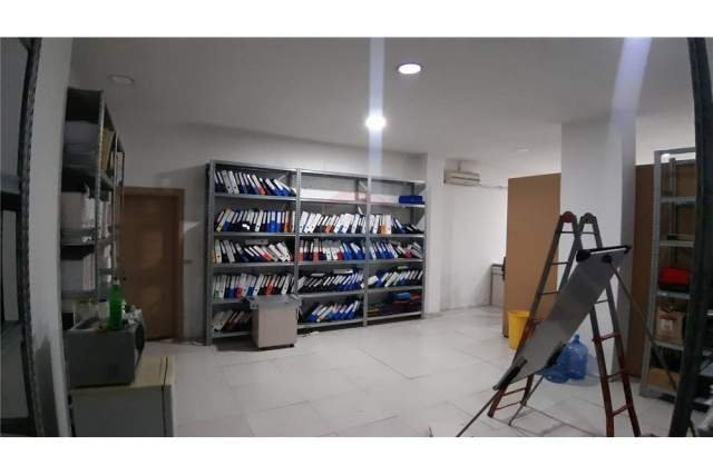 Tirane, jepet me qera ambjent biznesi Kati 0, 75 m² 550 Euro (kopshti zoologjik)