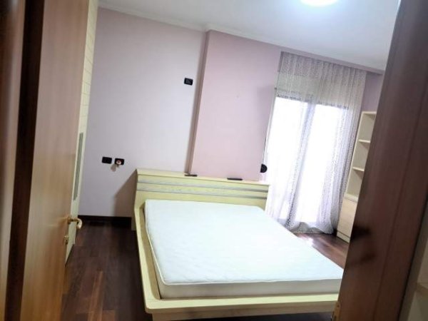 Tirane, jap me qera apartament 2+1+A+BLK Kati 4, 95 m² 650 Euro
