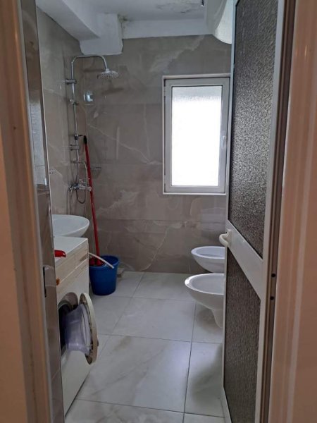 Tirane, jepet me qera apartament 2+1+A+BLK Kati 3, 74 m² 400 Euro (pazari i ri)