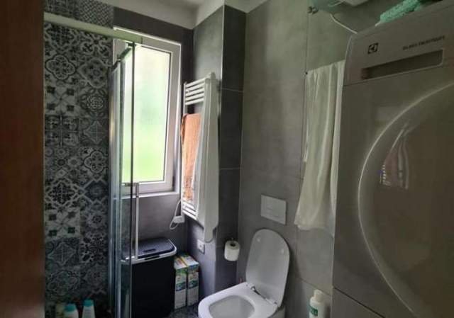 Tirane, jepet me qera apartament Kati 2, 90 m² 650 Euro
