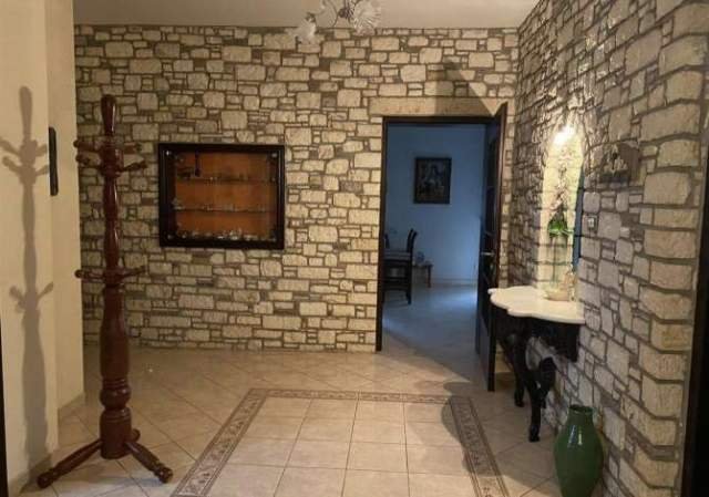 Tirane, jepet me qera Vile 2+1+A+BLK Kati 2, 120 m² 600 Euro