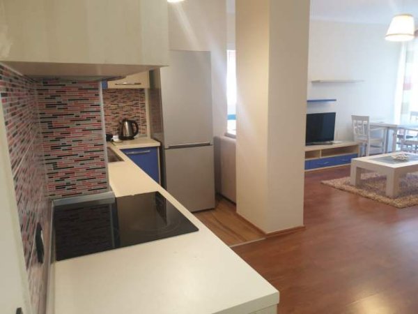 Tirane, jepet me qera apartament 1+1+A Kati 8, 63 m² 650 Euro (Rruga e Dibres)
