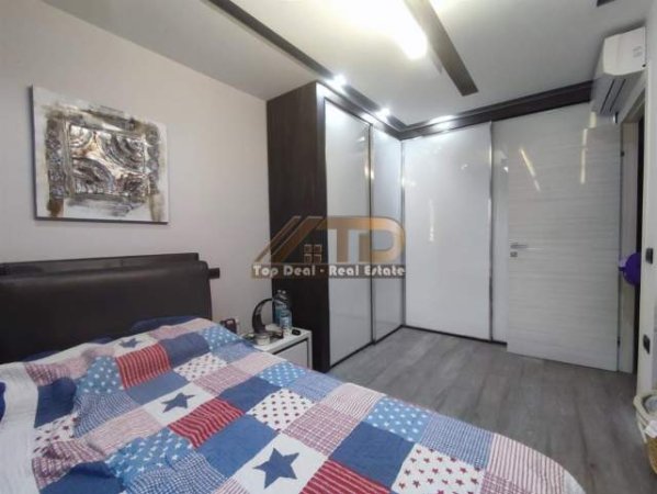 Tirane, shitet apartament 3+1+BLK Kati 12, 136 m² 270.000 Euro (Bulevardi Zogu i Pare)