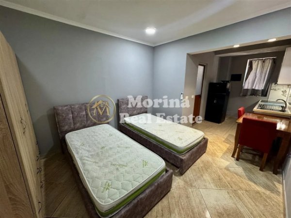 Tirane, jepet me qera apartament 1+1 Kati 1, 35 m² 300 € (Oxhaku)