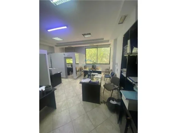 Tirane, shitet ambjent biznesi Kati 1, 47 m² 139.000 € 