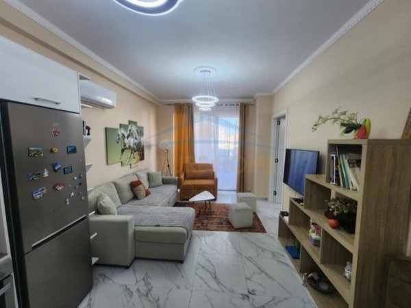 Durres, shitet apartament 1+1+Aneks+Ballkon Kati 3, 78 m² 110.040 € (Golem)