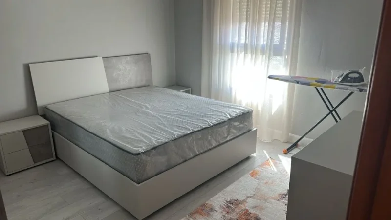 Tirane, jepet me qera apartament 2+1 Kati 7, 80 m² 650 € (Brryli)