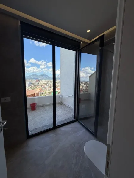 Tirane, shitet apartament 1+1 Kati 2, 71 m² 120.700 € (KODRA DIELLIT)