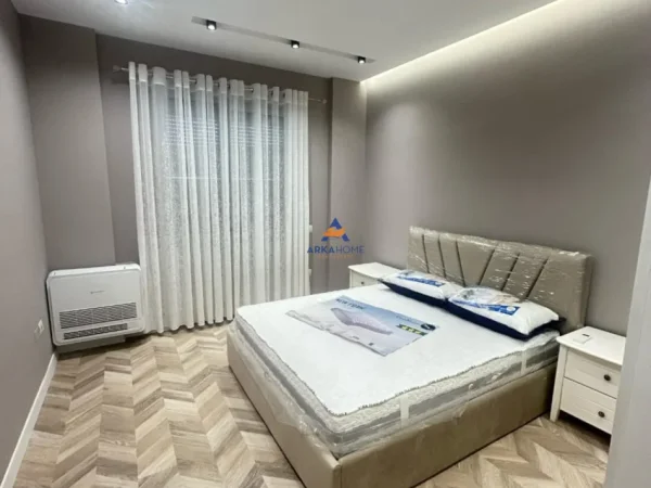Tirane, shitet apartament 2+1+Ballkon Kati 7, 120 m² 360.000 € (9 KATESHET,QENDER)