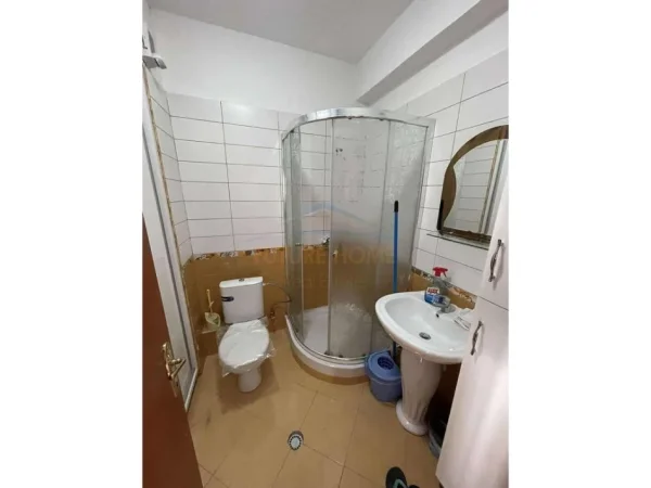 Tirane, jepet me qera apartament 2+1 Kati 2, 91 m² 480 € (KOMPLEKSI FRATARI)   UNA55137
