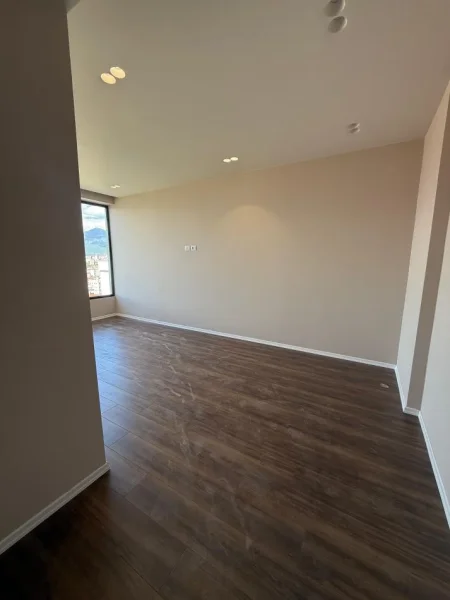 Tirane, shitet apartament 1+1+Aneks+Ballkon Kati 2, 71 m² 120.700 € (Selite)