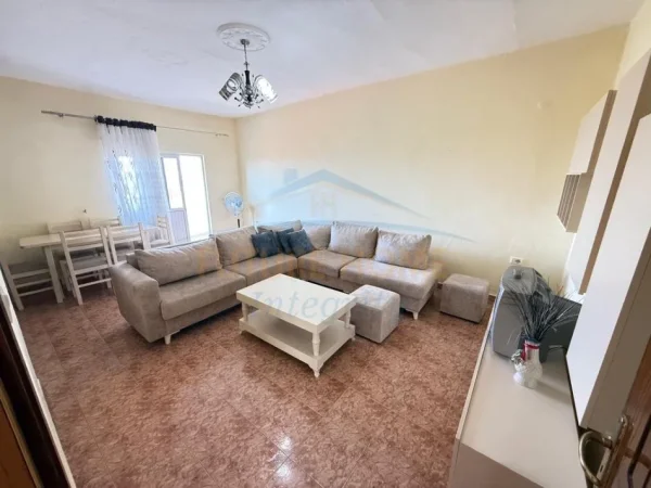 0683487469 Tirane, shitet apartament 1+1 Kati 5, 53 m² 85.000 € (Rruga Myslym Keta , Kombinat)