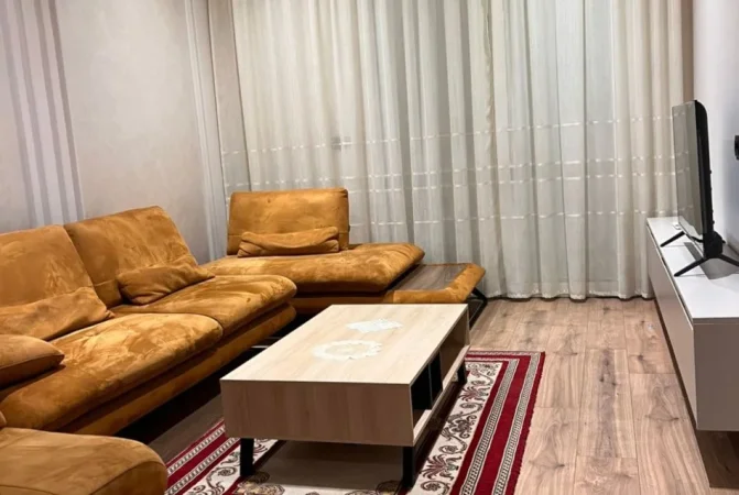 Tirane, jepet me qera Vile 1+1+Ballkon Kati 1, 80 m² 600 € 