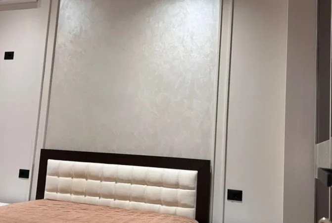 Tirane, jepet me qera Vile 1+1+Ballkon Kati 1, 80 m² 600 € 