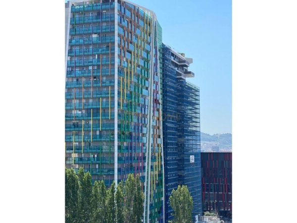 0683487469 Tirane, shes apartament 2+1 Kati 19, 95 m² 455.000 € (Ambasador 3 , Prane Air Albania Stadium)