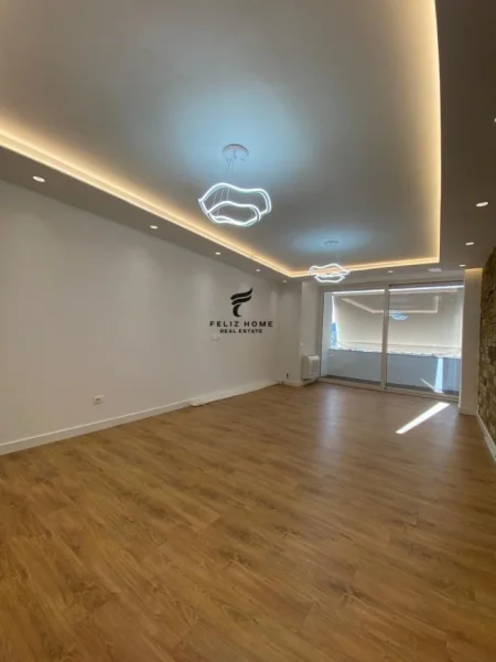 Tirane, jepet me qera zyre Kati 7, 130 m² 2.000 € (BLLOK)