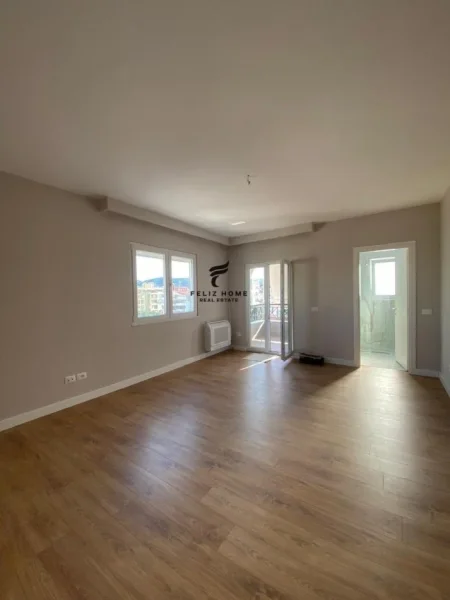 Tirane, jepet me qera zyre Kati 7, 130 m² 2.000 € (BLLOK)