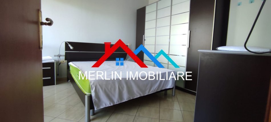 Tirane, jepet me qera apartament 1+1+Ballkon Kati 6, 74 m² 560 € (SELVIA)