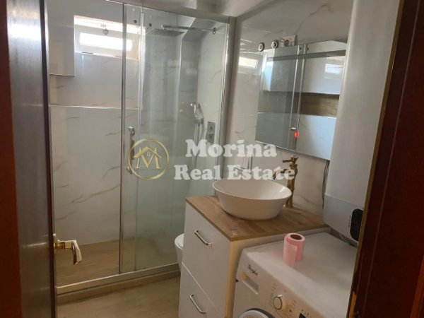 Tirane, jepet me qera apartament 1+1 Kati 2, 50 m² 650 € (Blloku)