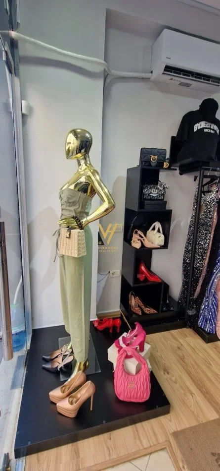 Tirane, shitet ambjent biznesi Kati 0, 50 m² 30.000 € (ASTIR)