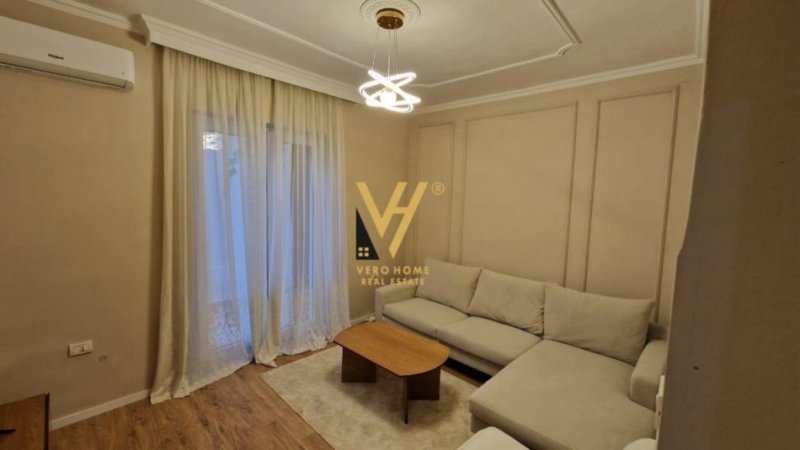 Tirane, jepet me qera apartament 1+1+Ballkon Kati 1, 65 m² 500 € (AMBASADA AMERIKANE)
