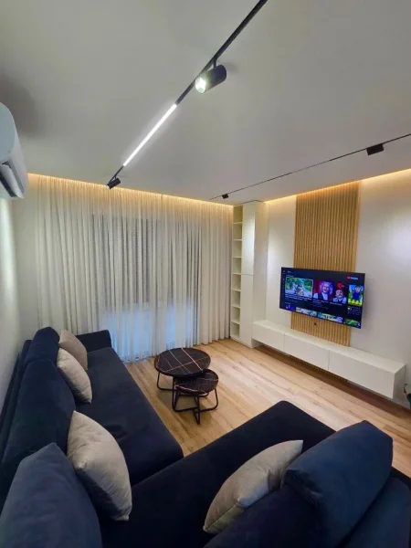 Tirane, jepet me qera apartament 2+1 Kati 4, 110 m² 1.000 € (porcelan)