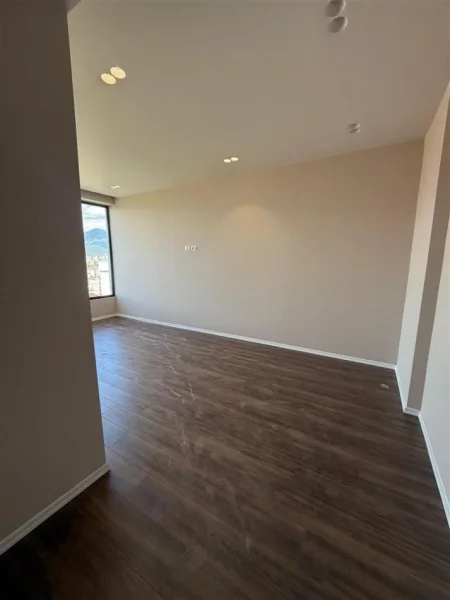 Tirane, shitet apartament 1+1+Ballkon Kati 2, 70 m² 120.700 € (Kodra e Diellit)